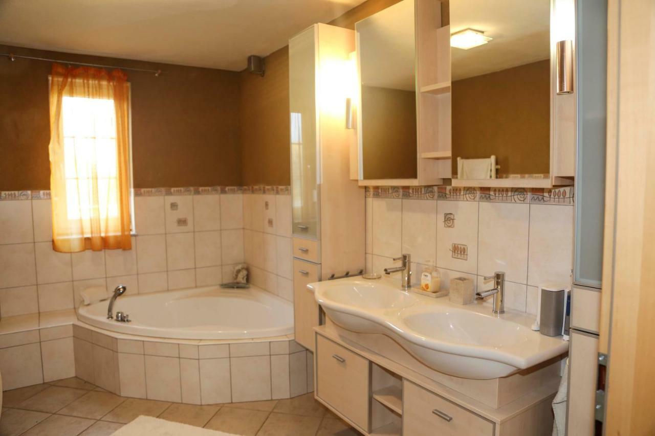 הוילה Luxusferienhaus Maiersdorf מראה חיצוני תמונה